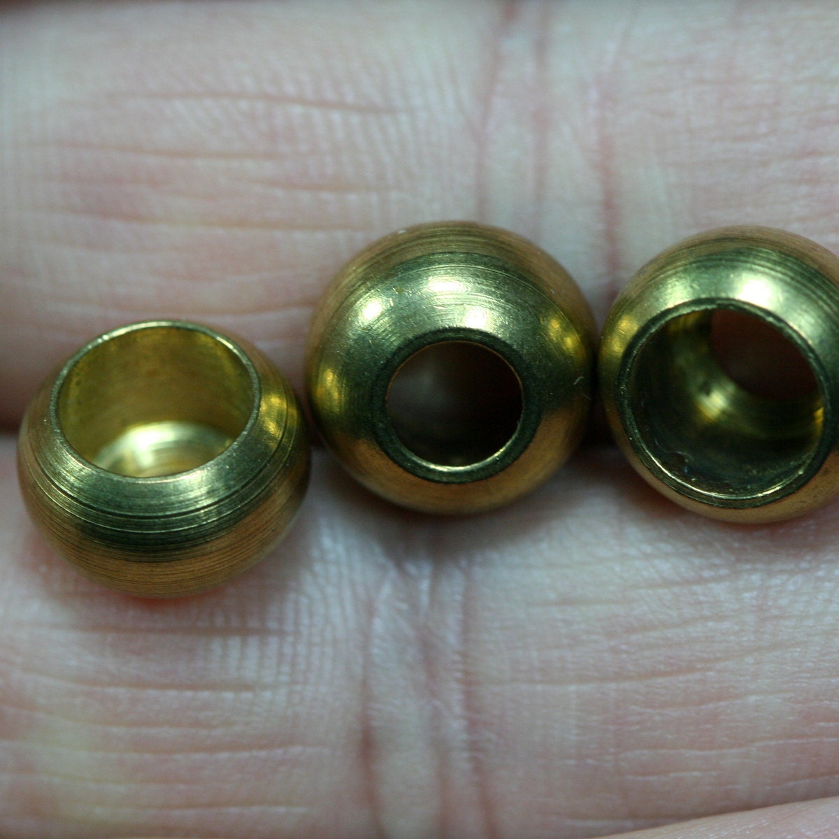 brass end caps 10 pcs raw brass 11x6.7mm (hole 7mm 4.7mm) industrial 1003R ENC7