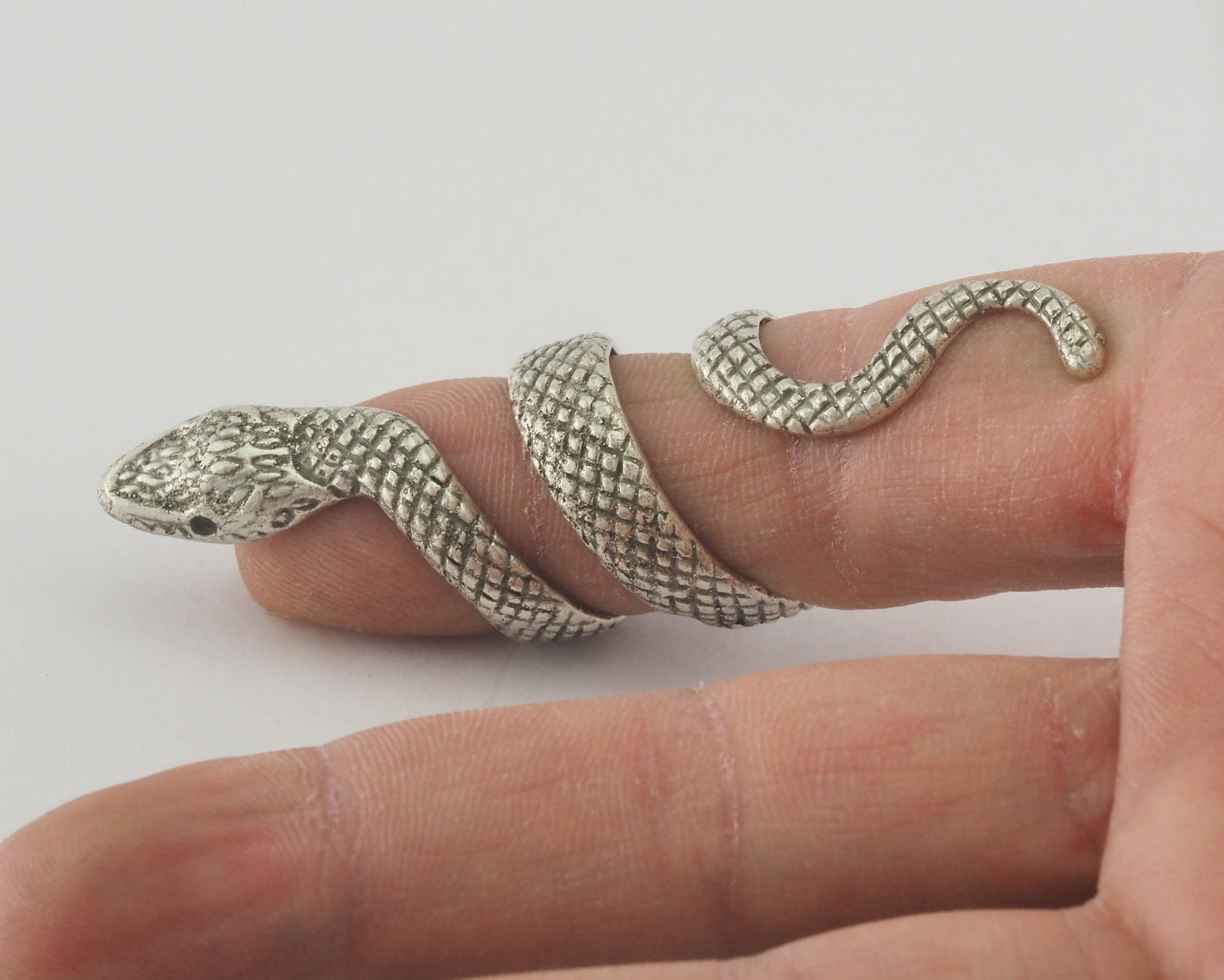Snake Ring Wrap Adjustable Antique Silver Plated Brass (18mm - 20mm 8US - 10US inner size) Oz4001
