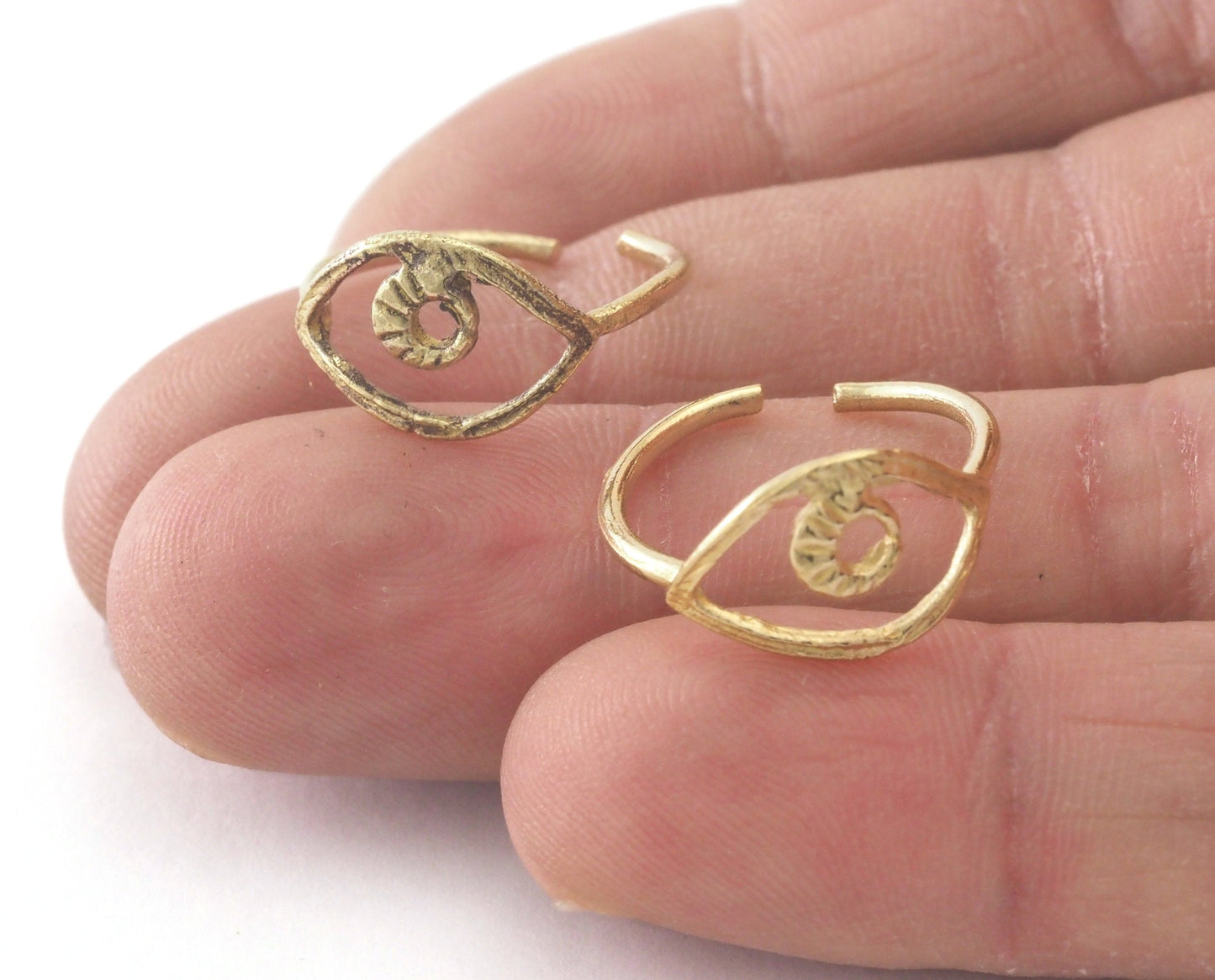 Minimalist Eye Adjustable Ring Raw brass - Antique Silver - Shiny silver - Shiny Gold (15mm 4.5US inner size) 4094