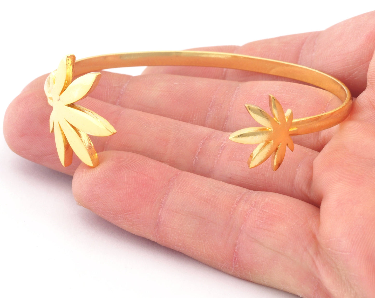 Leaf Cuff Bracelet Shiny Gold Plated Brass (Adjustable 65mm inner size ) OZ4806
