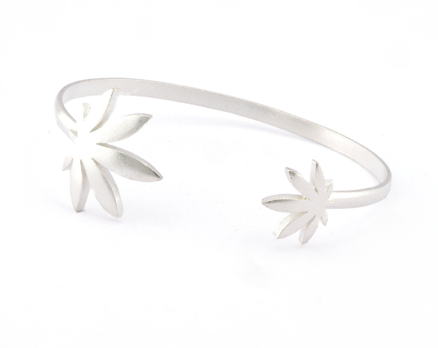 Leaf Cuff Bracelet Shiny Silver Plated Brass (Adjustable 65mm inner size ) OZ4806
