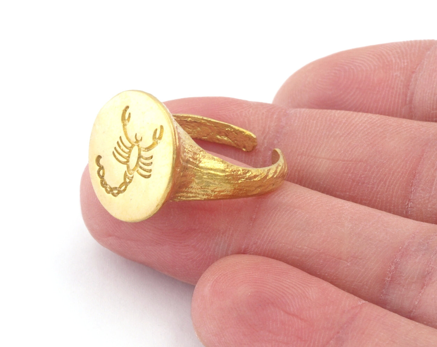 Scorpion horoscope zodiac Ring Bark Textured Band Round Ring Adjustable Ring Raw brass (5 - 8.5US inner size) OZ4858