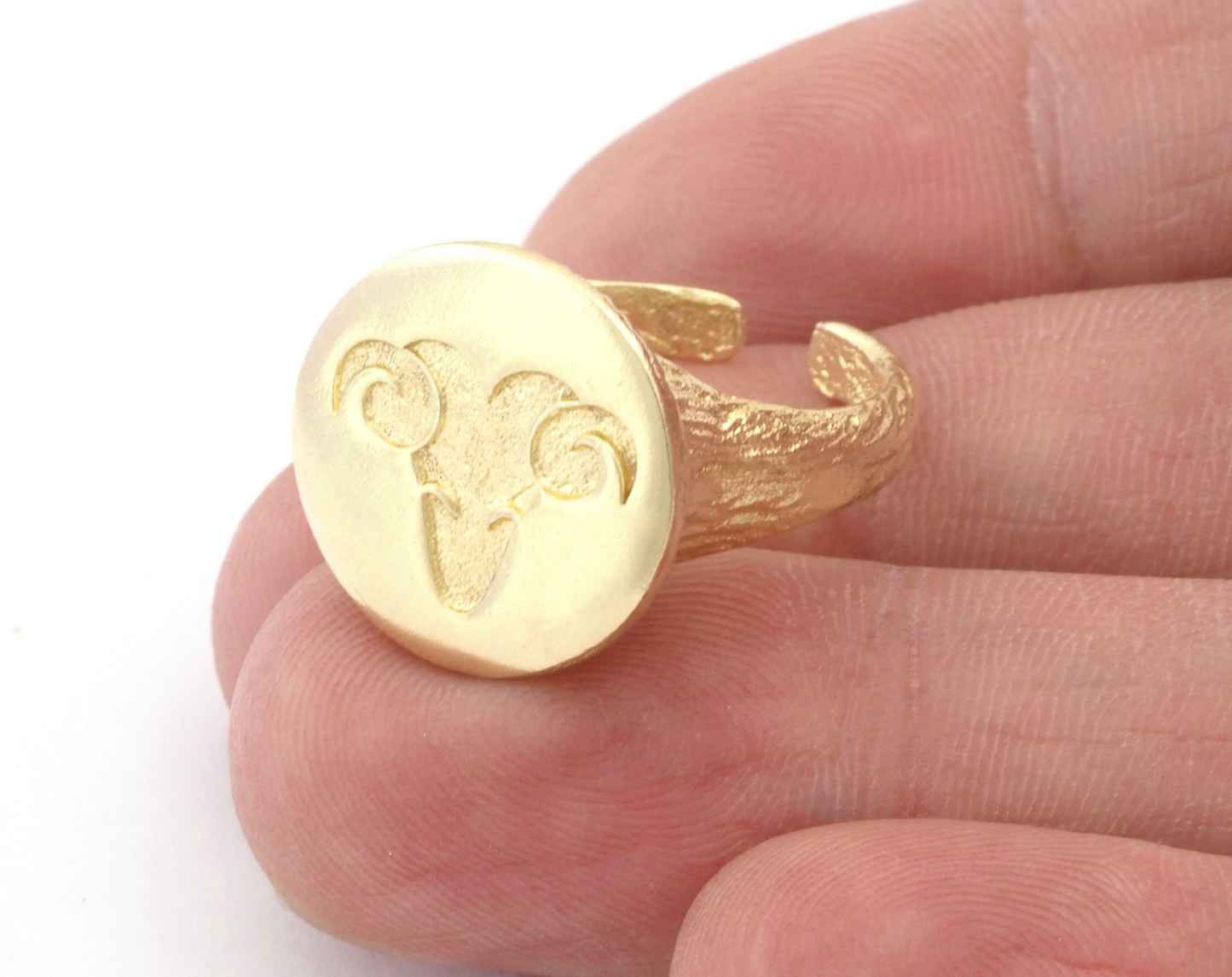 Ram Aries Horoscope Ring Bark Textured Band Round Adjustable Ring Raw brass (5 - 8.5US inner size) OZ4864