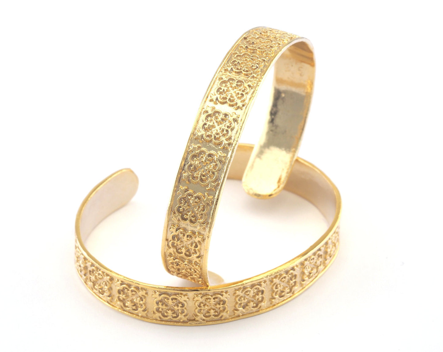 Textured Bracelet Shiny Gold Plated Brass 1 pc. (60mm inner size - Adjustable ) OZ2963