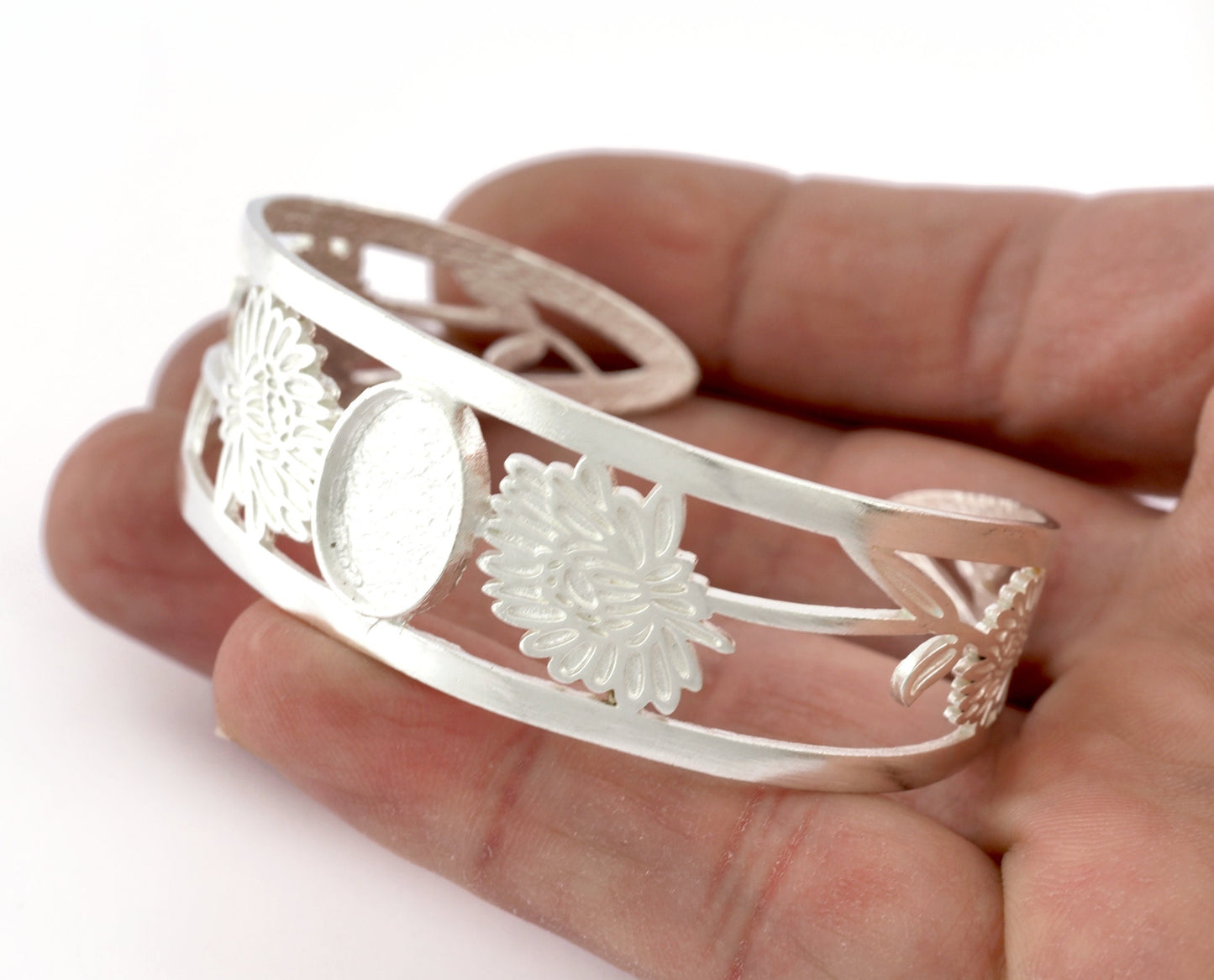 Oval Blank Flower Bracelet Monthly Flower (November Chrysanthemum) Base Setting Blank Bezel Shiny Silver Plated brass (10x14mm Blank ) 3001