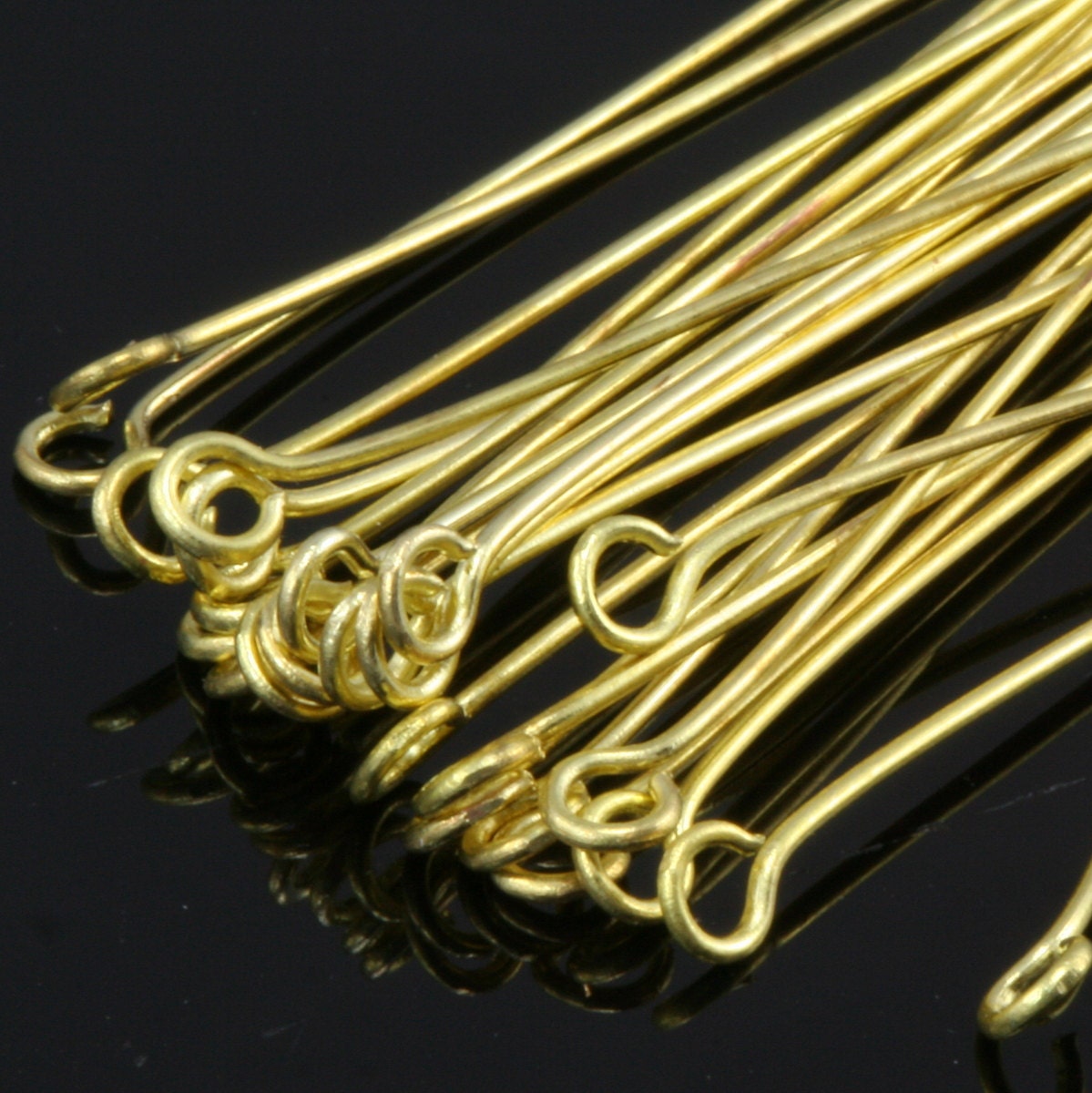 Brass eye pin 1000 pcs 50mm 24 gauge( 0,55mm ) raw brass (varnish) EV5024-25-200