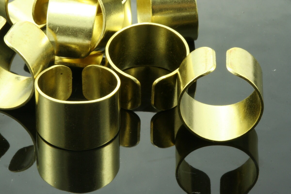 adjustable ring, 20x13mm (hole 19mmUS 9 ) raw brass industrial brass charms, findings spacer bead Ri19-1121