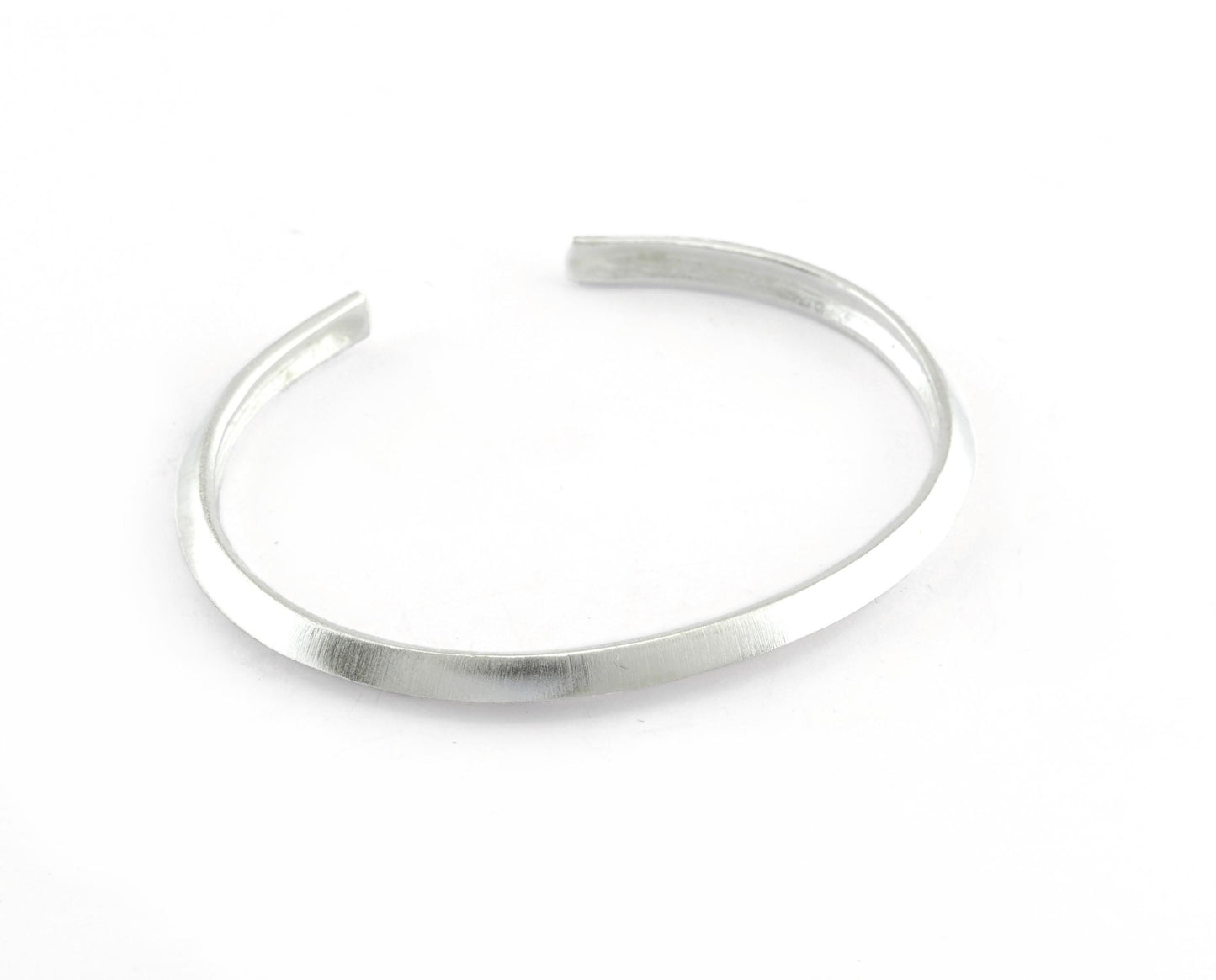 Bracelet Shiny Silver Plated Brass (65mm inner size - Adjustable ) OZ3180