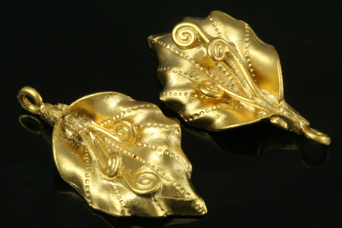 2 pcs 32mm gold plated alloy finding flower charm pendant 244