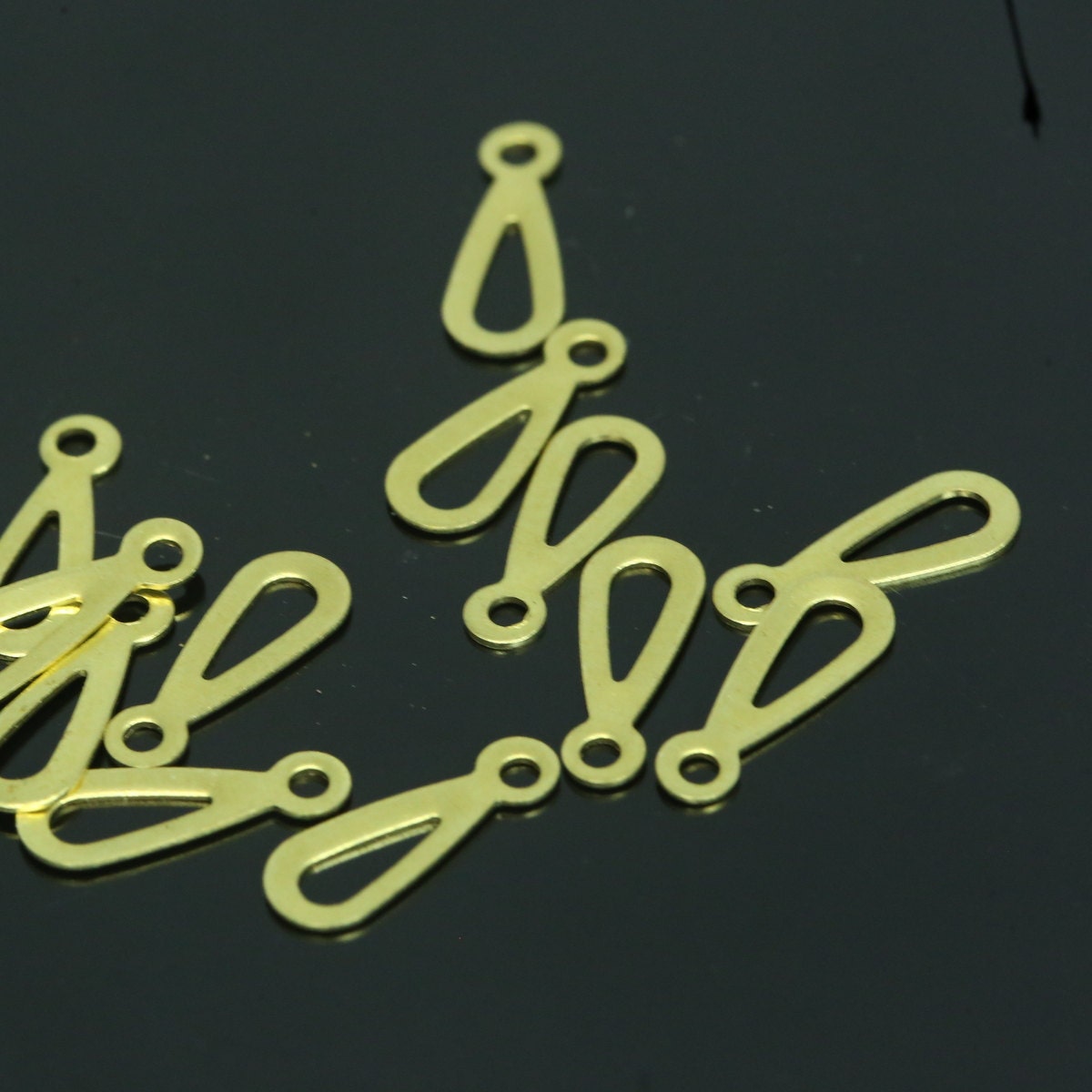 raw brass drop pendant 500 pcs 12x4.5mm 1243R-45 tmlp