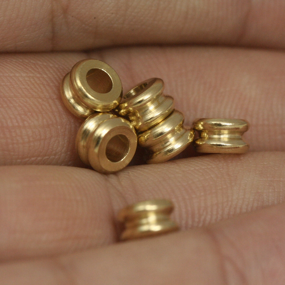 Raw Brass Cylinder 6x4mm (hole 3mm) industrial brass Charms,Pendant,Findings spacer bead bab3 1317R