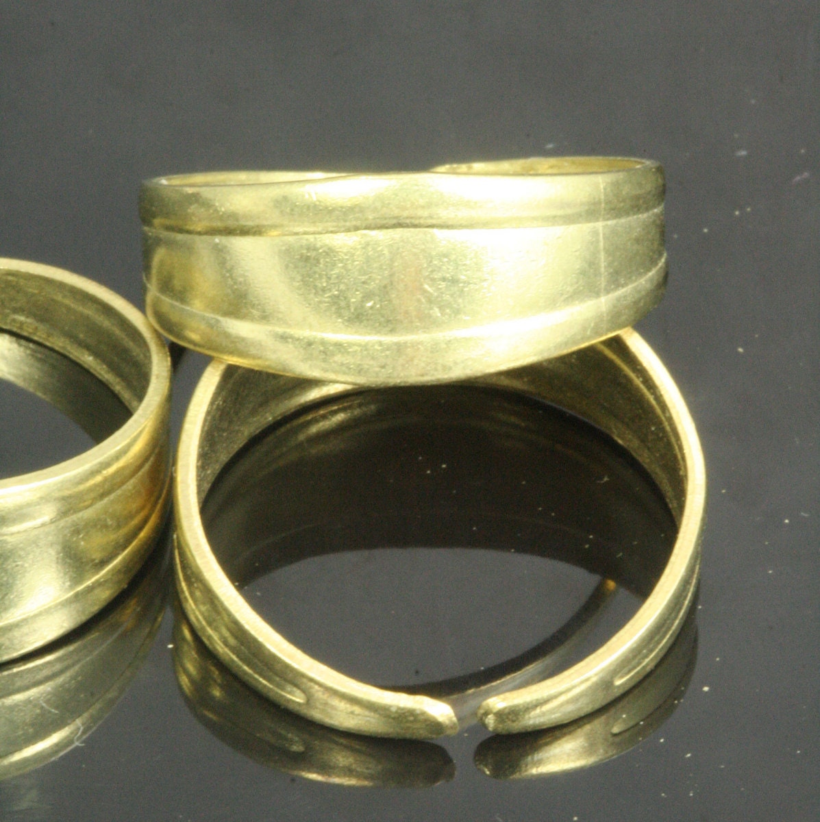 Band Ring 21x9mm raw brass adjustable ring, 878