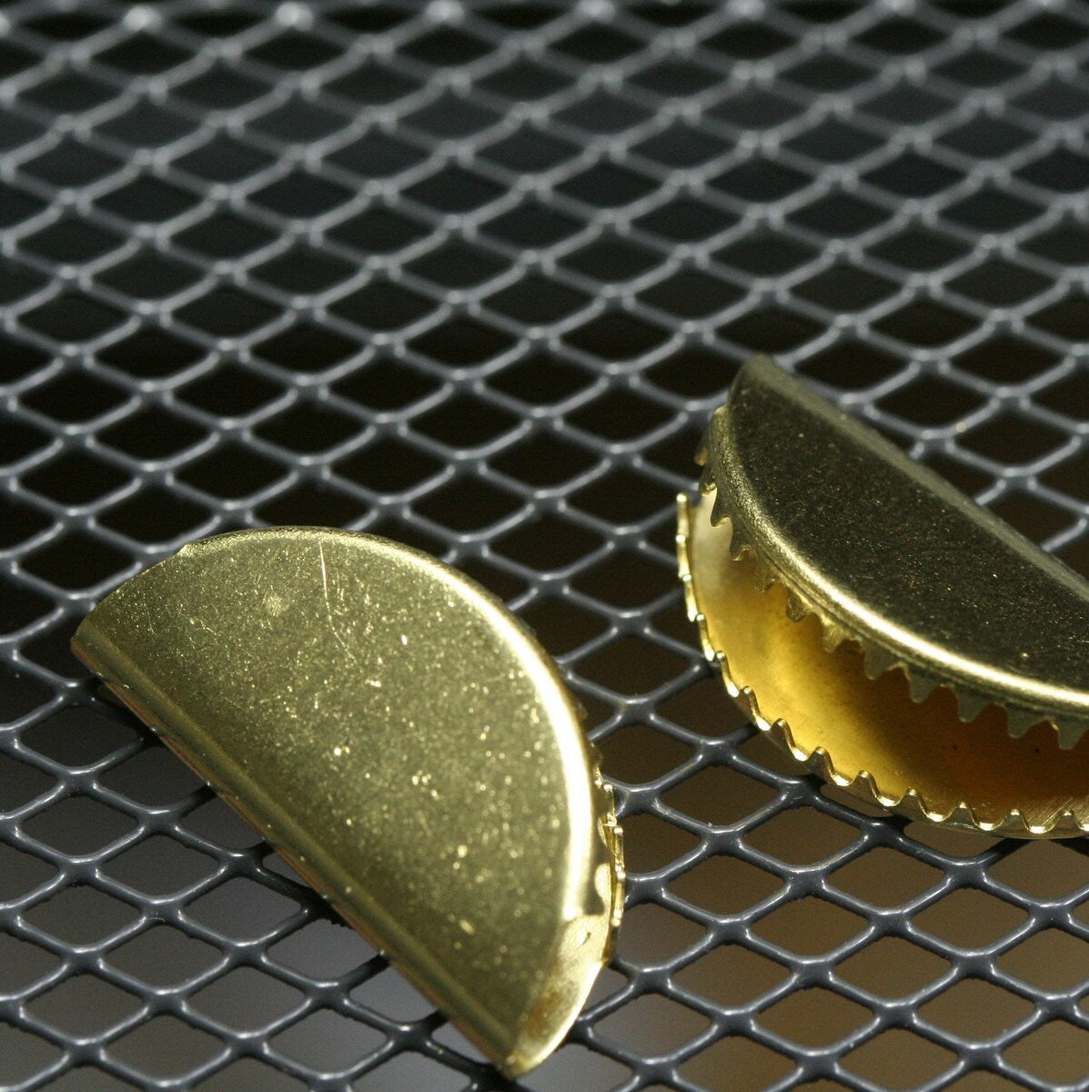 Semi circle ribbon crimp ends 12.5x25mm raw brass oz2548