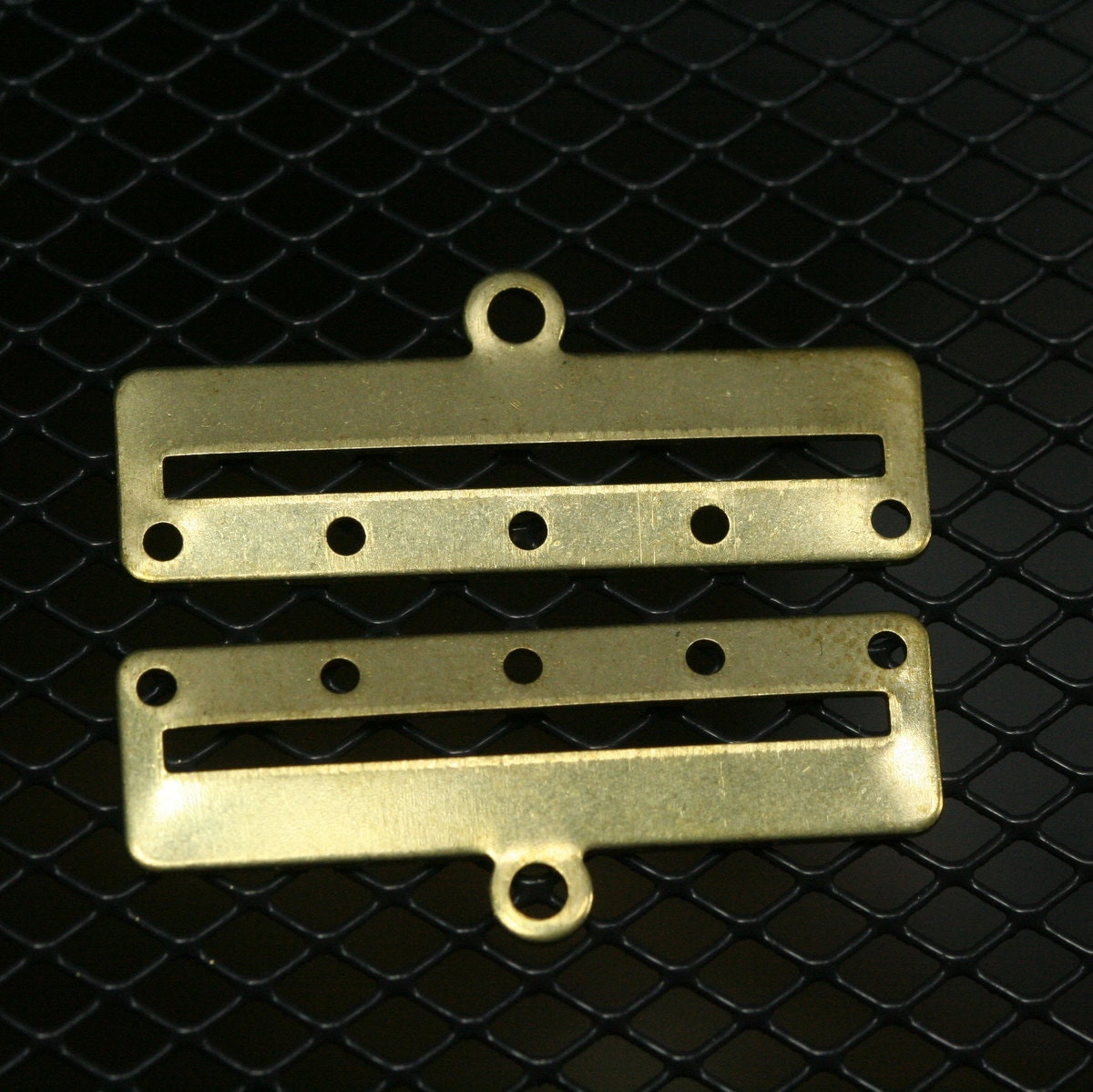 Bracelet Part 30 pcs 35x14x0.8mm raw brass 5 hole 1354R5 RBBP ( stamping )