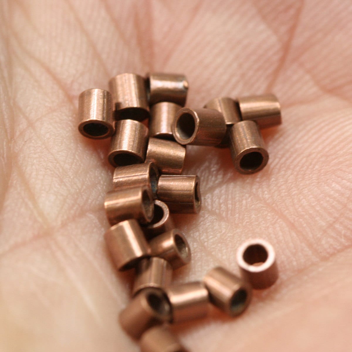 Crimp tubes, crimp beads 2.5x2.5mm 1,75mm 14 gauge inside diameter. copper tone OZ1401C-15 crmb