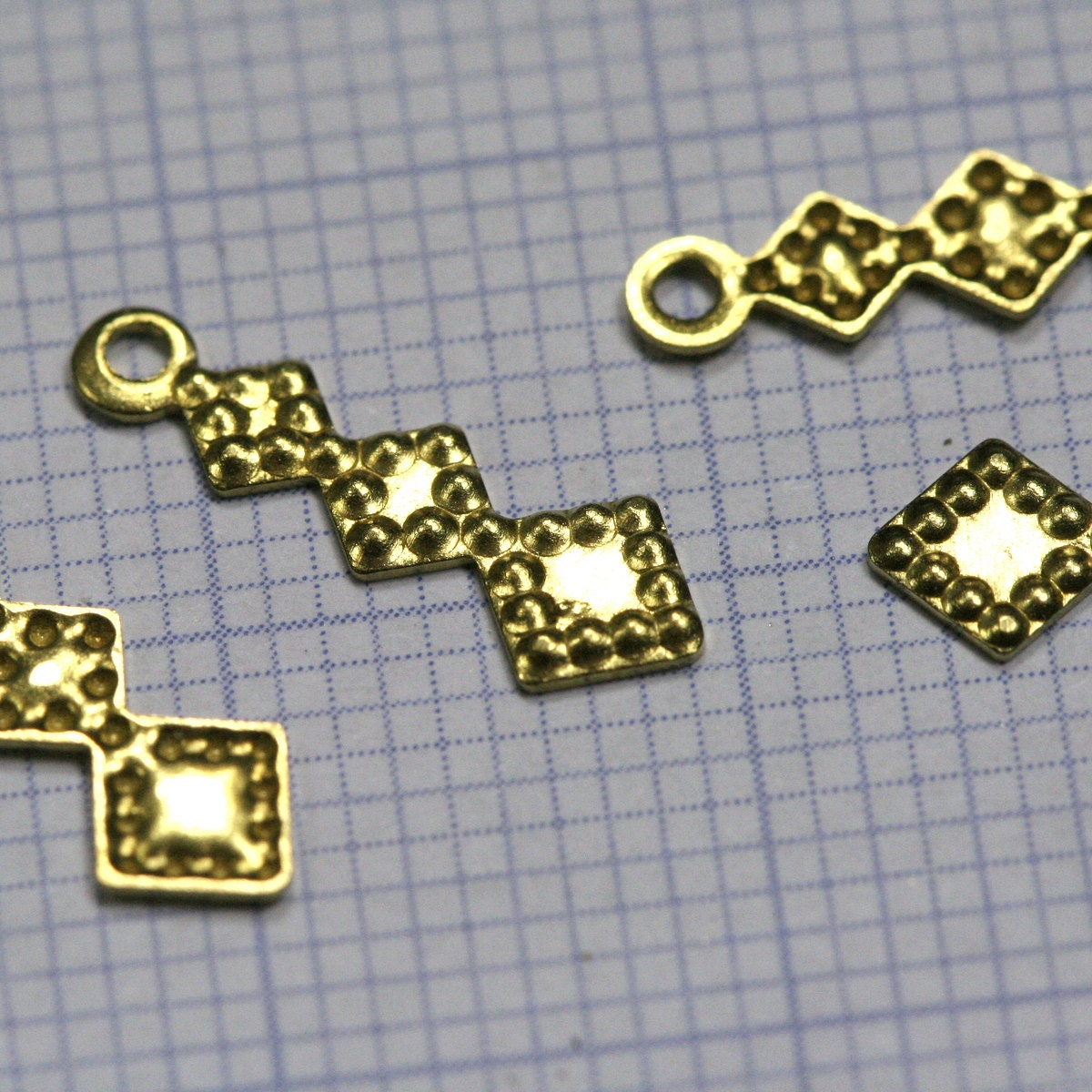 Raw Brass 15mm textured 1 hole pendant drop Charms ,Findings 903R-35 tmlp