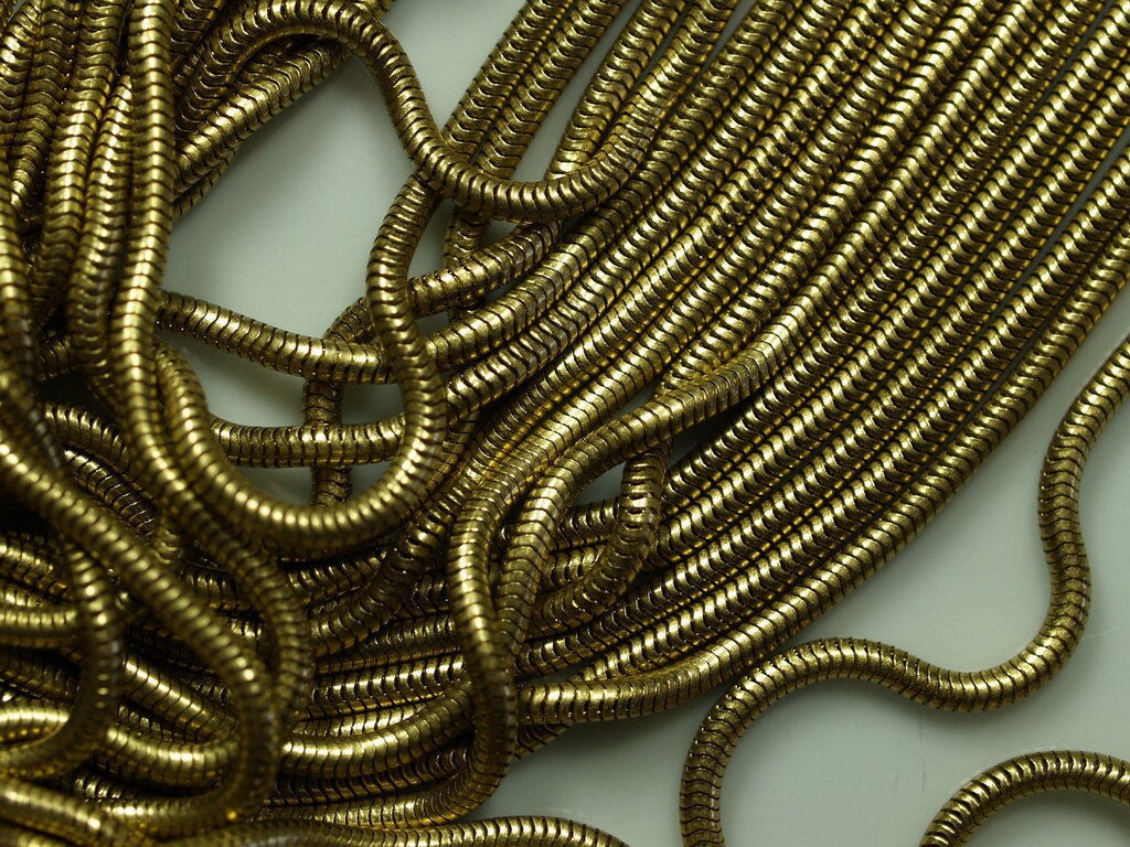 Raw Brass Snake Chain 4.2mm 0,17 inch z107