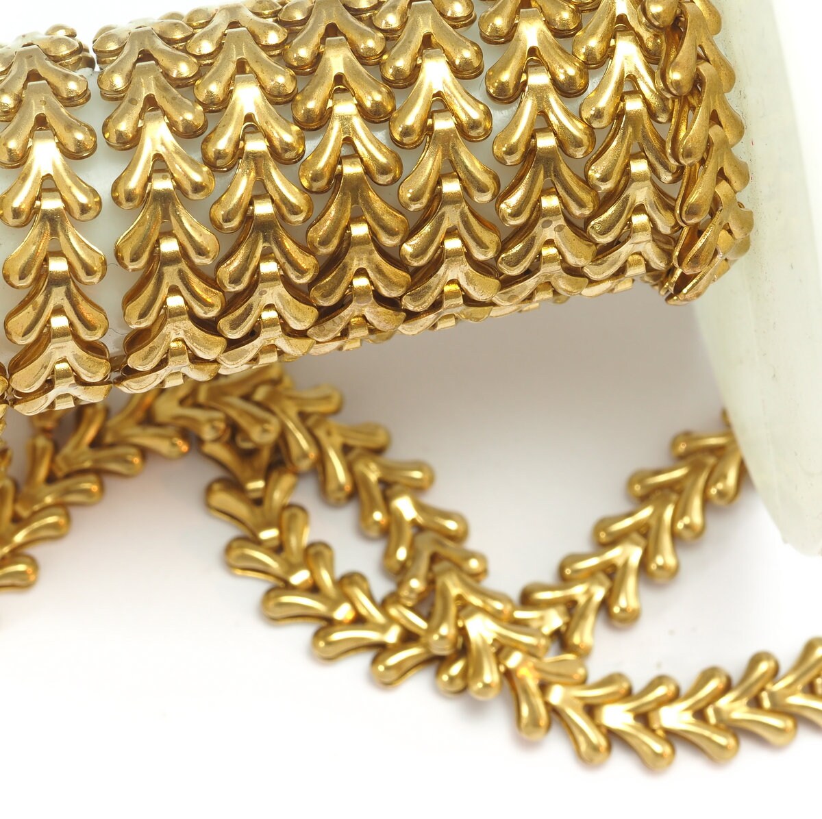 Chevron chain 6.5mm raw brass special soldered chain Z167