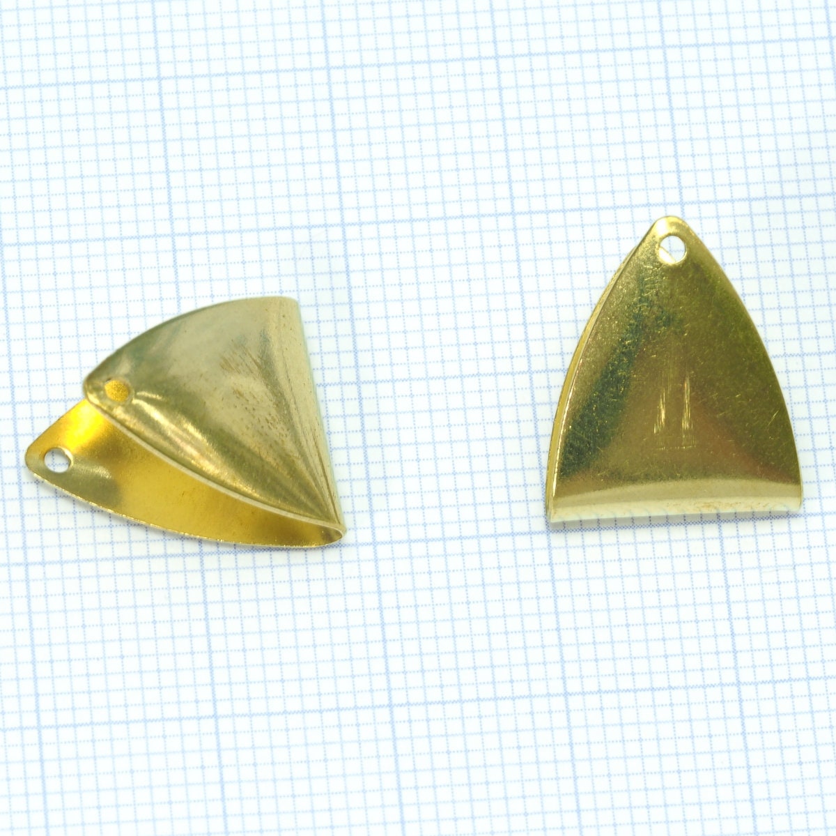 Raw brass triangle holder 2 hole raw brass connector oz274