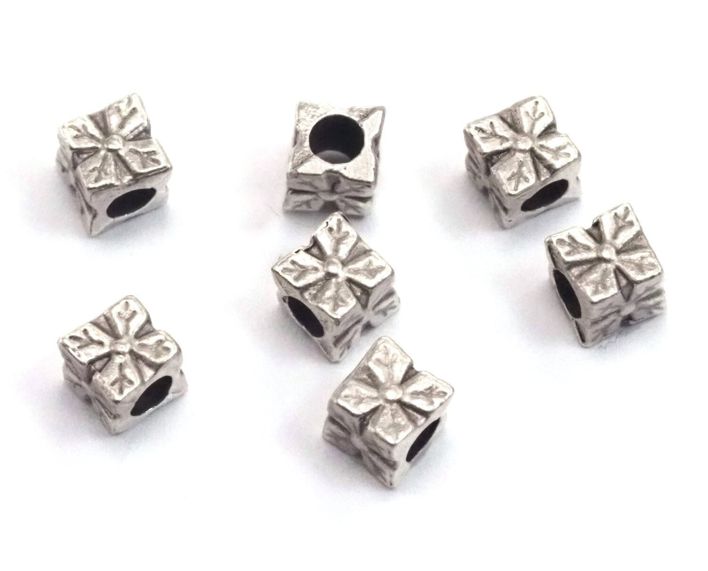 Clover textured cube 5mm silver plated alloy 3mm hole Pendant finding bead 2066-50