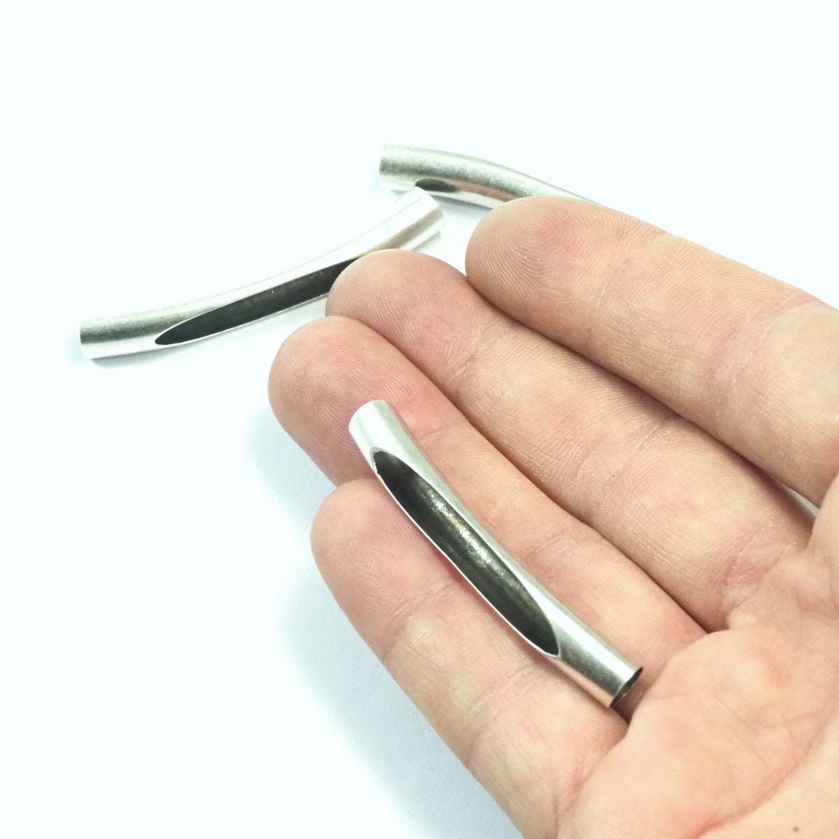 Silver plated Brass Curved Tube 15 Pcs 7x50mm (hole 6,4mm) E507C OZ1847