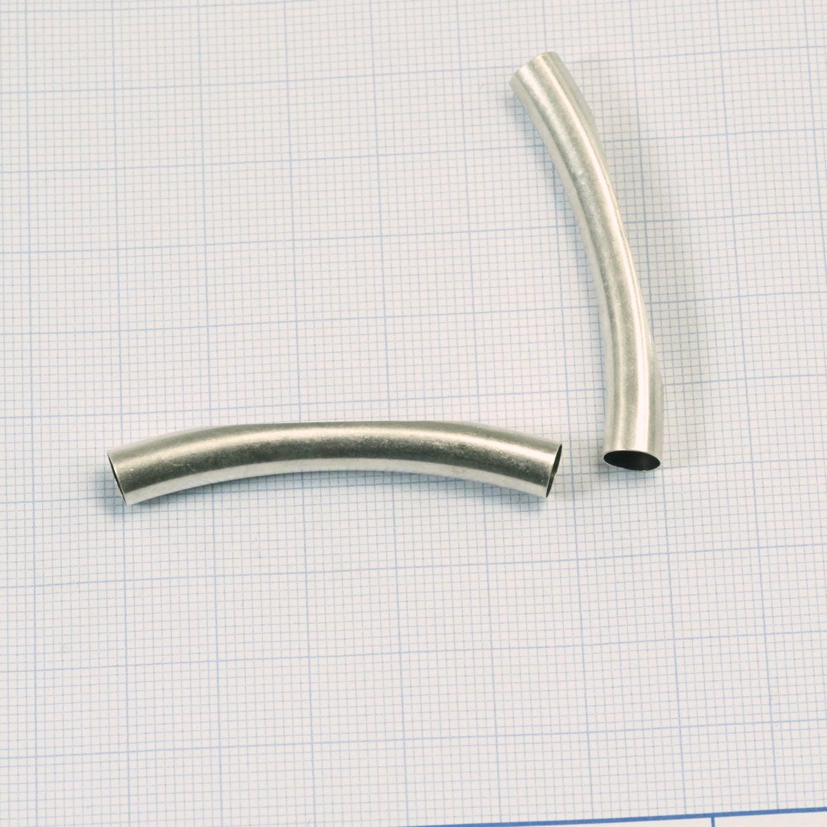 Silver plated Brass Curved Tube 15 Pcs 7x50mm (hole 6,4mm) E507C OZ1847