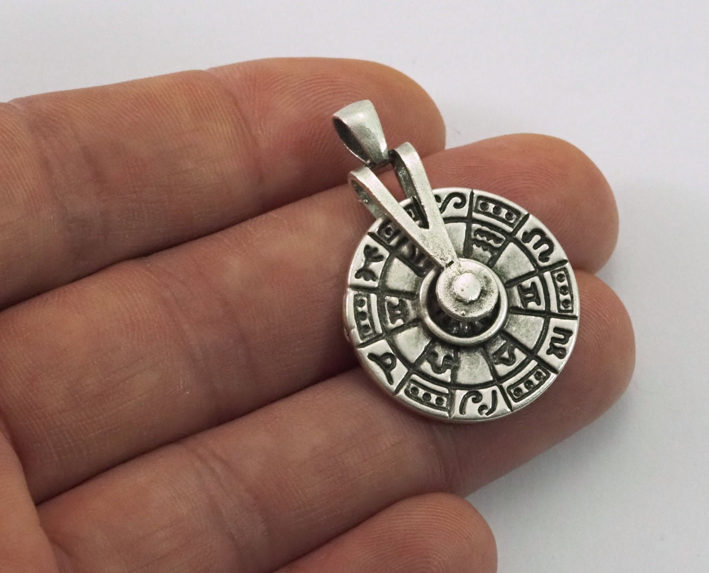 Zodiac Horoscope Wheel Pendant Necklace Silver plated alloy 25mm whell size 36mm total size 2025