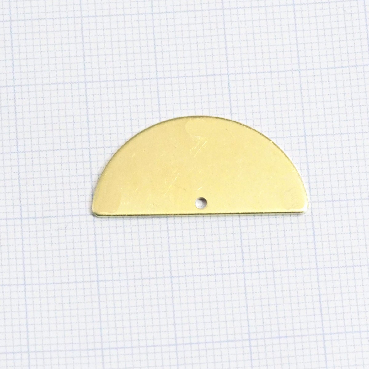 brass semi circle blanks half moon shape 1 hole Bottom 30x15x0.8mm raw pendant (1.63mm 14 gauge hole) SCS 2001-235