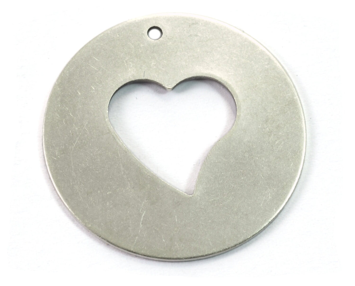 Heart tag 30mm Antique silver plated brass circle tag, thickness : 0.81mm 20 gauge , 1995-390