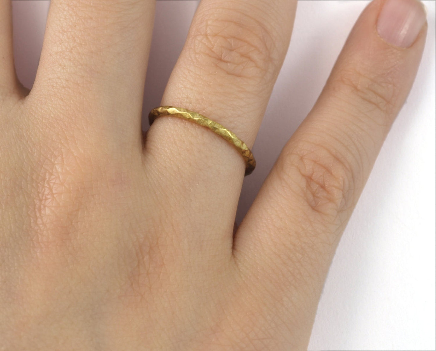 stacking ring, circle ring, Round ring knuckle ring, raw brass adjustable textured 21.5x1.5mm (hole 18.5mm 8.5US 58 ) 3239Wire: 1.5mm