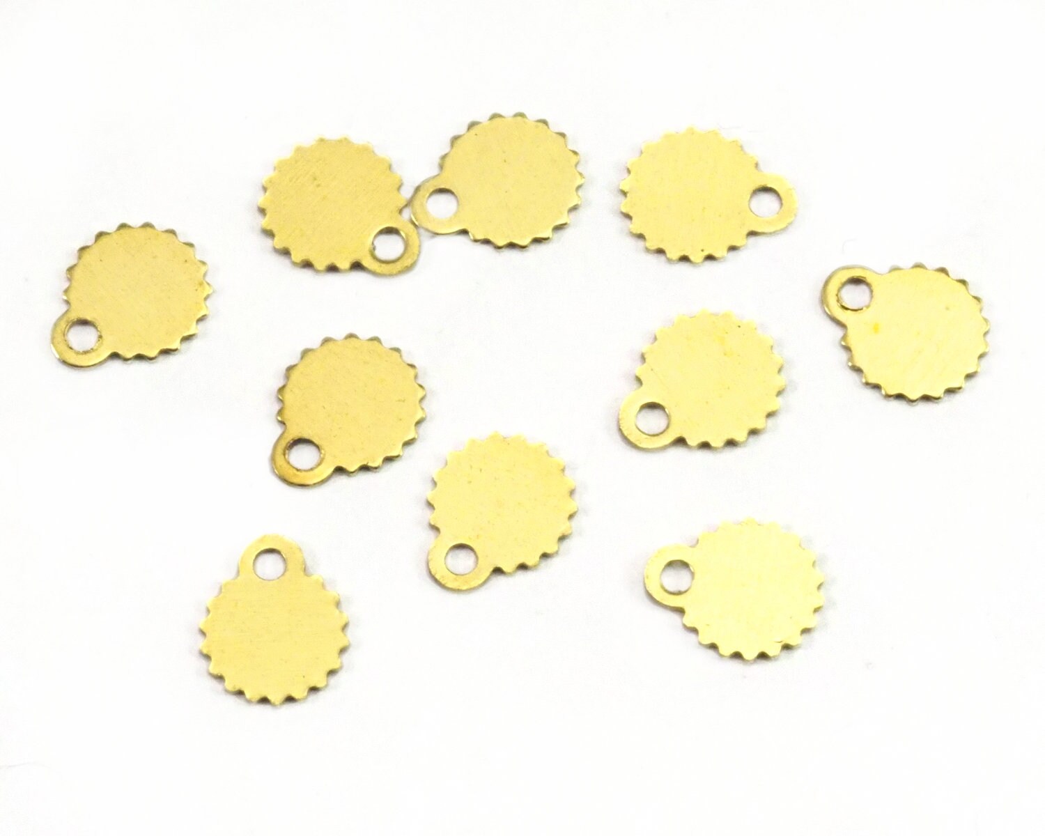 Round Charms finding 7mm Raw Brass ,Findings 483R-21