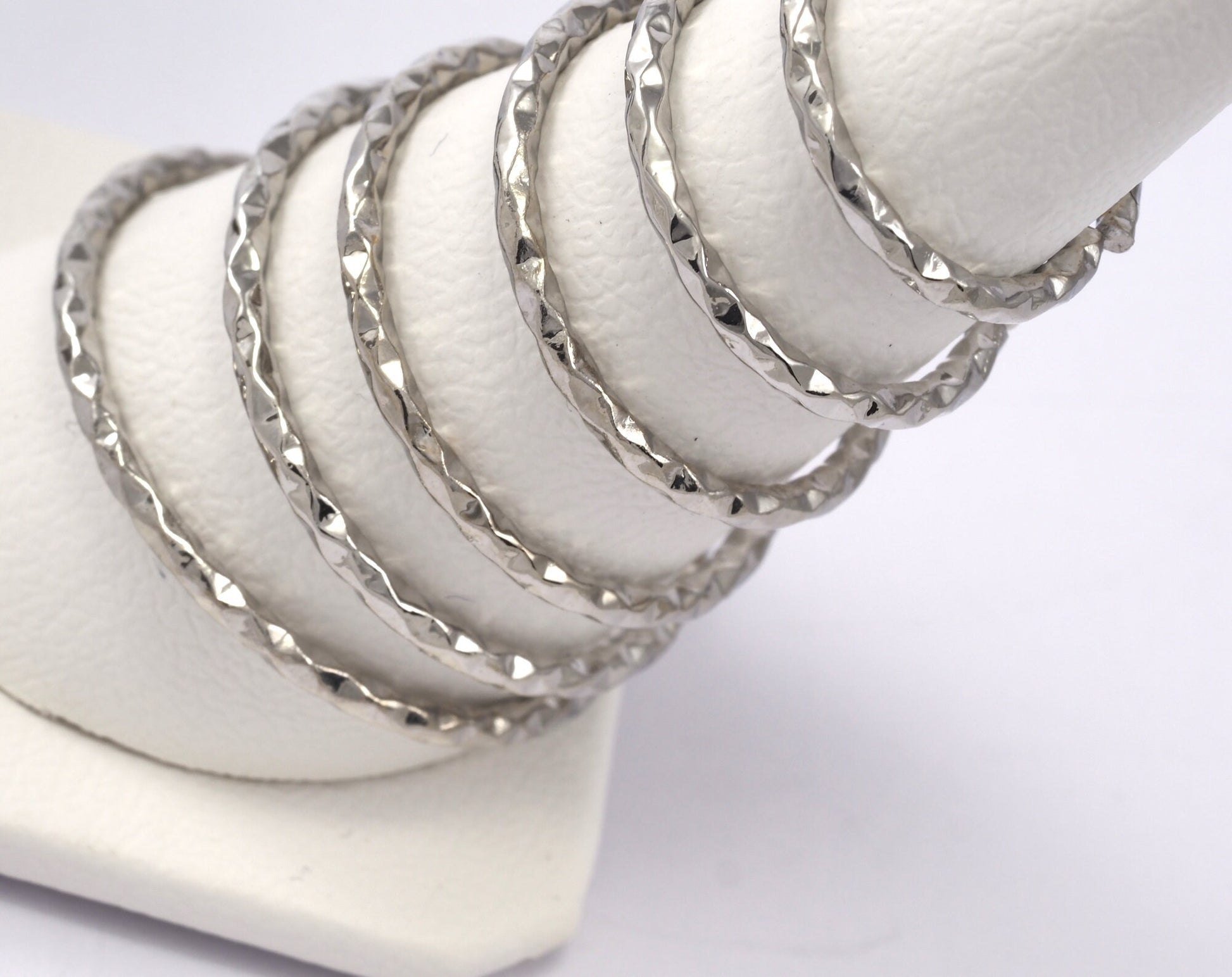 stacking ring, circle ring, Round ring knuckle ring, Silver plated brass adjustable textured 21mm (hole 18mmUS 8 ) 2185 Wire: 1.5mm