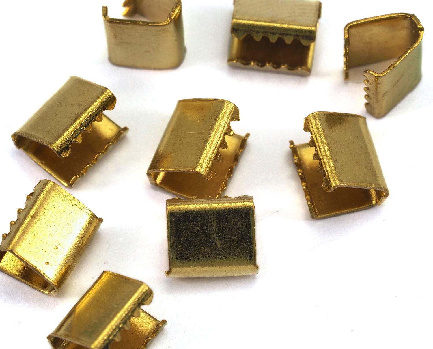 40 pcs 6x7mm Raw Brass Ribbon Crimp Ends, Raw Brass Ribbon Crimp End, Ribbon Crimp Ends cap,, Findings 534