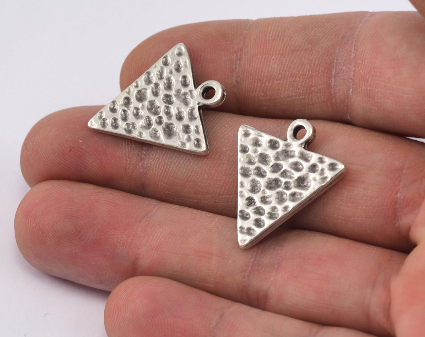 triangle textured with loop 24.5x22mm antique silver plated alloy pendant charms 2269