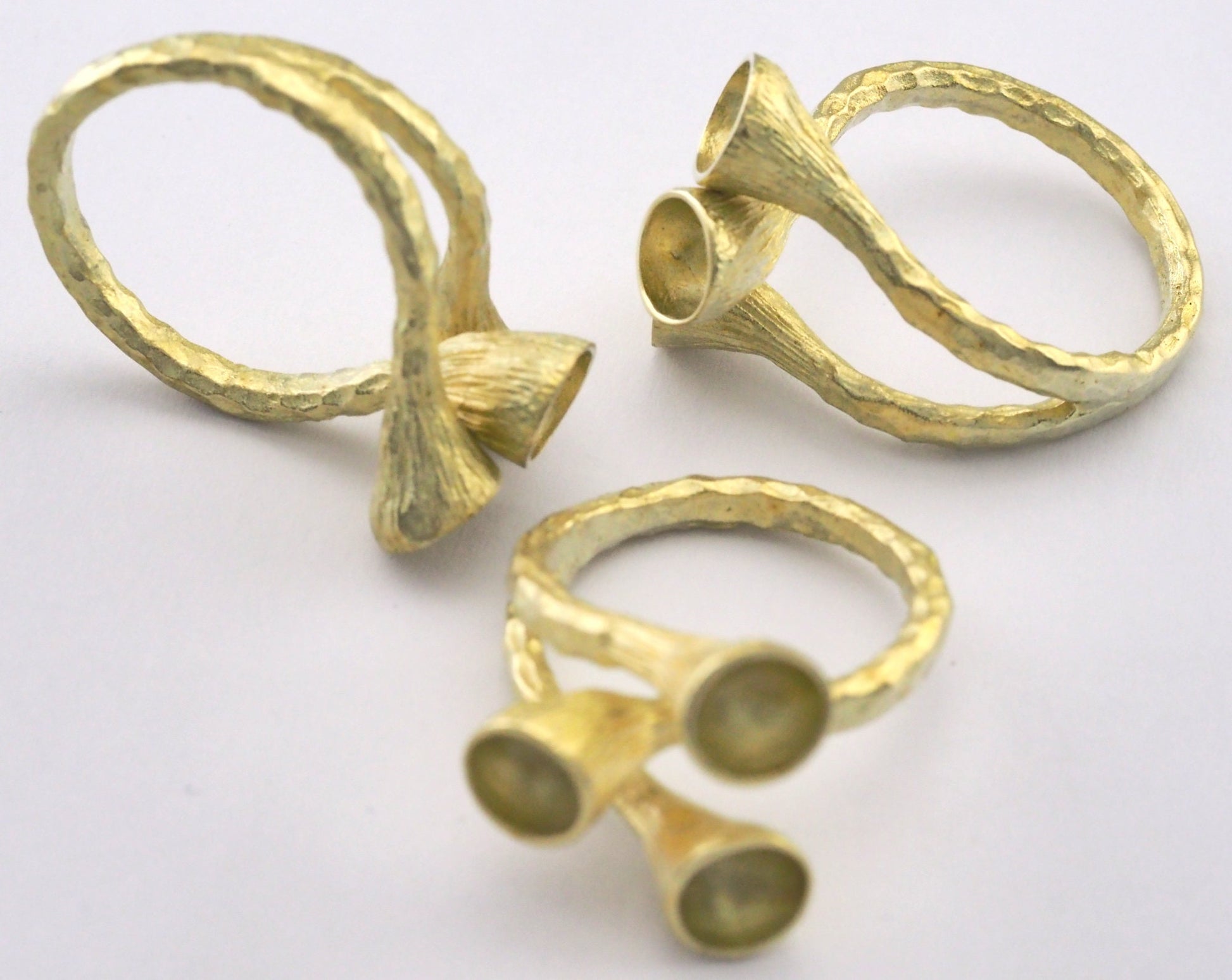 Adjustable Raw Brass Ring Base with Triple 5mm Bezel Cups | Organic Floral Ring Setting | US 17 Size | DIY Jewelry Supplies 2370