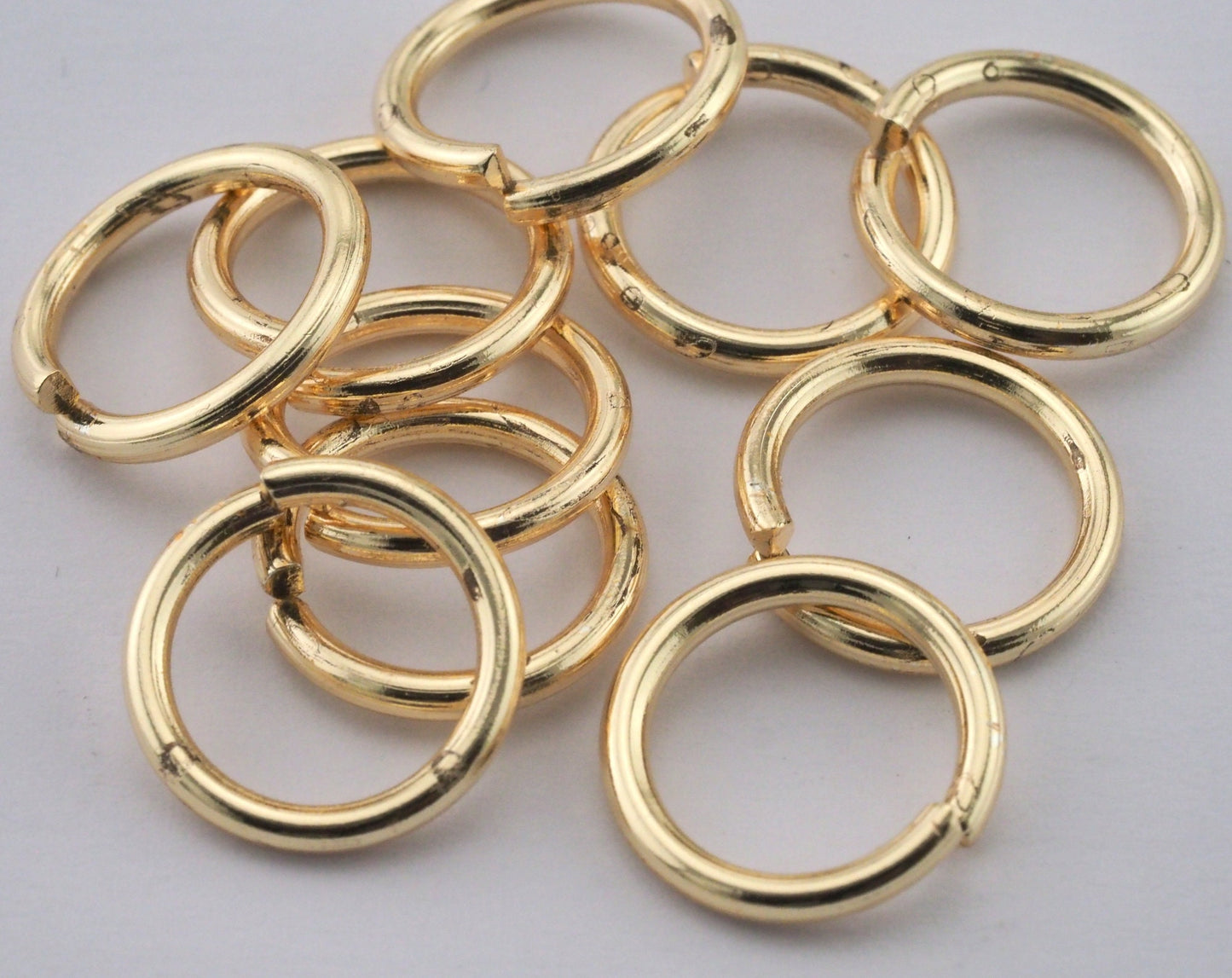 Jump ring raw brass (lacquer) 16mm 12 gauge( 2mm ) 2394