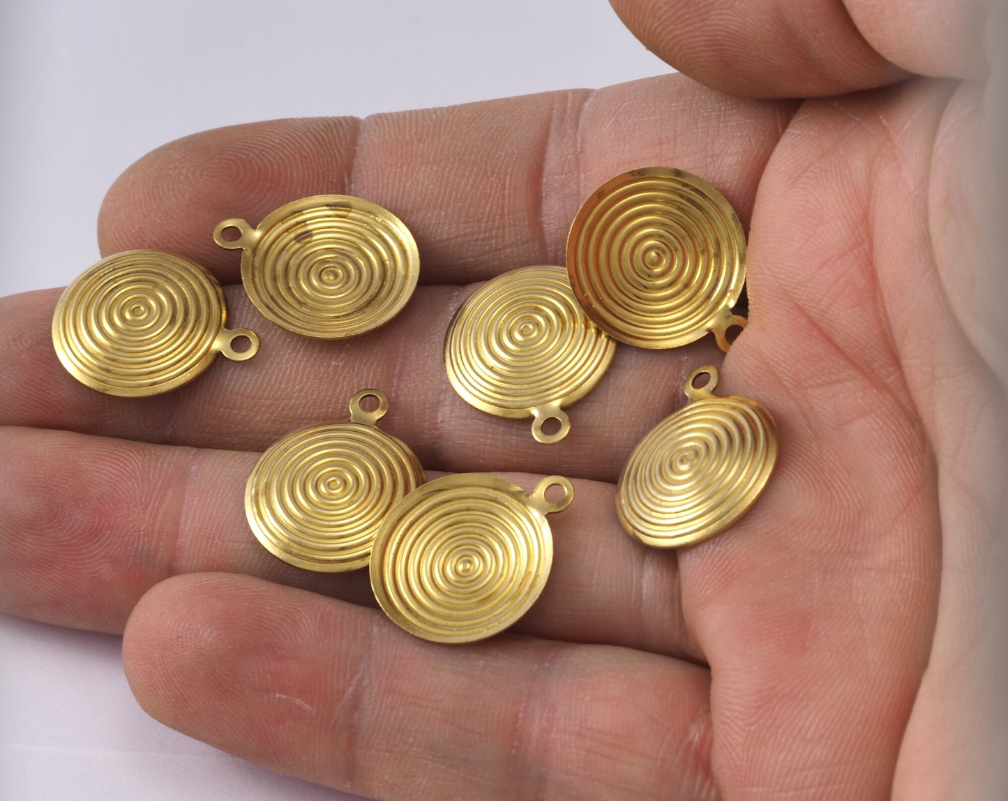 Circle cambered textured with loop 16mm raw brass charms pendant findings 2327-80