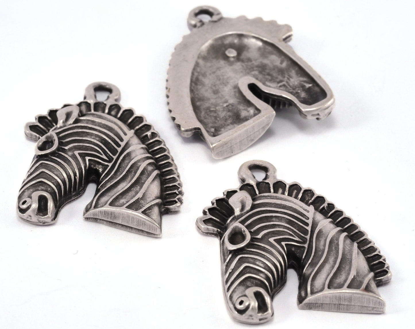 Horse head pendant charms one loop Antique Silver plated Alloy 37.5x27.5mm findings 2233