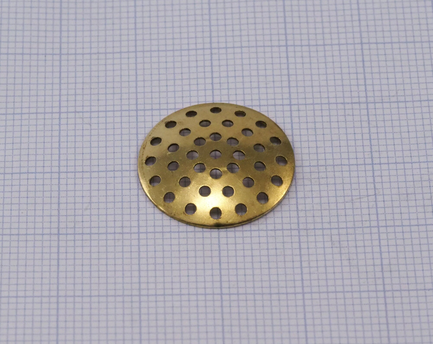 Raw Brass 20mm cambered colander circle connector charms, findings 2342