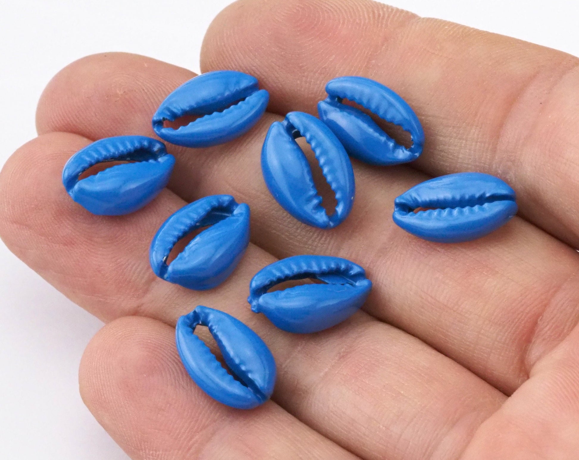 Cowrie shell, Sea shell Blue Painted alloy pendant spacer (15x10mm) 2410