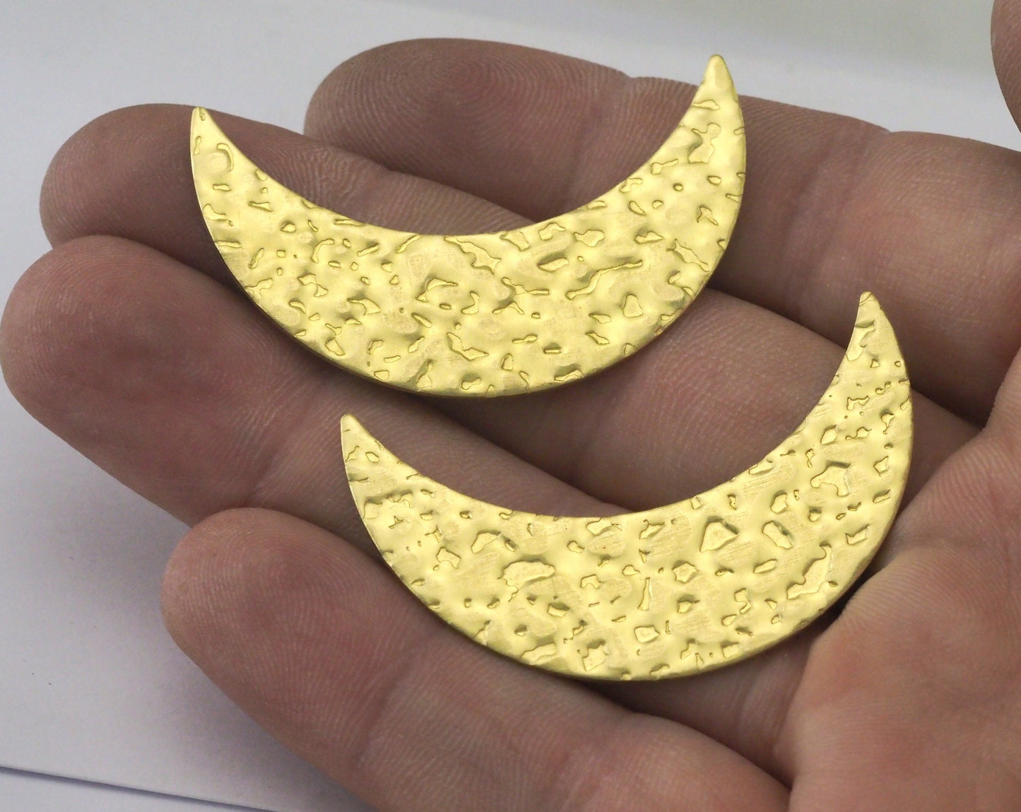 Crescent brass textured 44x27mm pendant charms Raw brass 2478-405