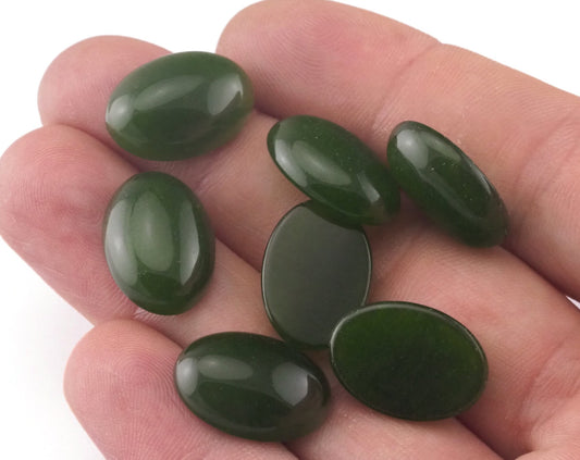 1 pc. Oval Dyed quartzite (quartized) Green Cabochons 18x13mm Cab17-20