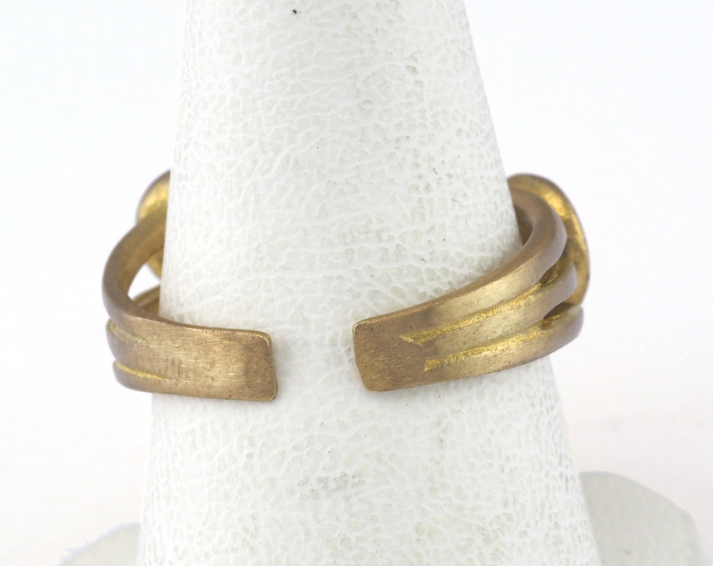 Ring Adjustable Ring Blank Bezel 22x21mm Raw brass (18mm 8US inner size - Adjustable ) 0684