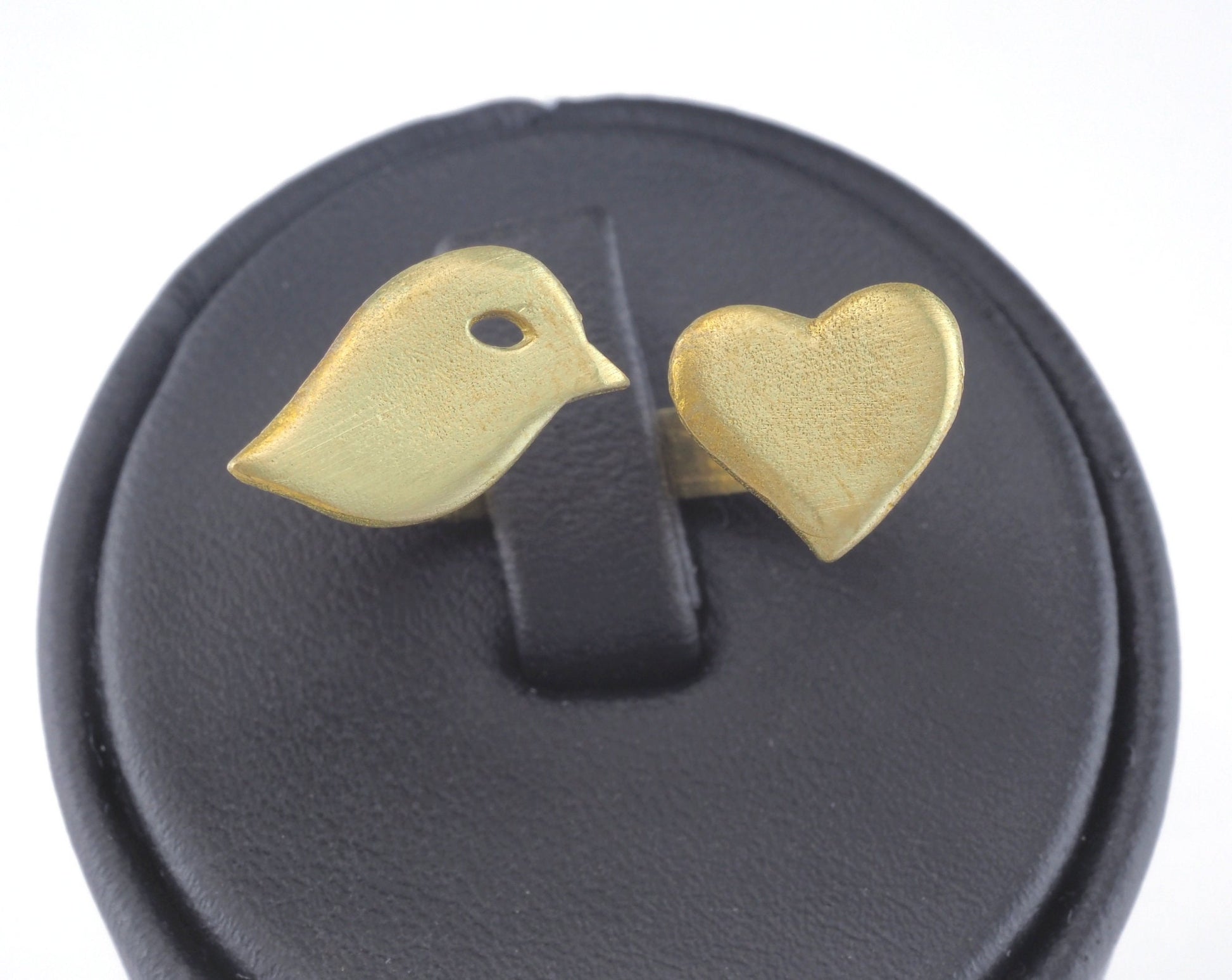 Minimalist Heart Bird Hammered Adjustable Ring Raw brass (18mm 8US inner size) OZ2652