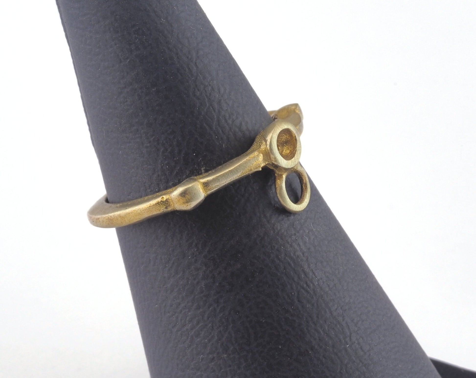 Ring Adjustable Ring Loop Bezel Raw brass (16mm 5.5US inner size - Adjustable ) OZ2665 ring19