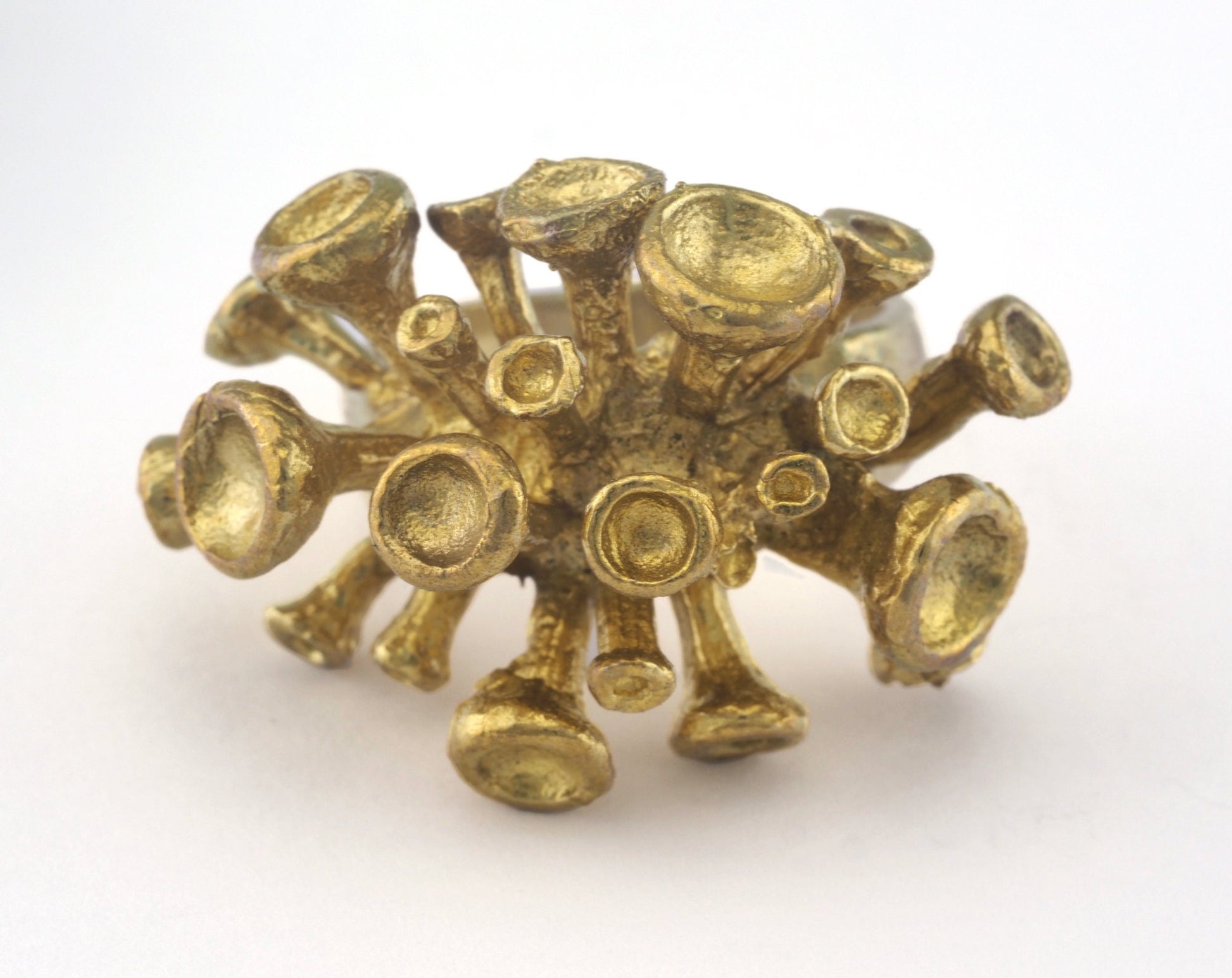 Ring Adjustable Ring Bezel - Cup Raw brass (18mm 8US inner size - Adjustable ) OZ2697