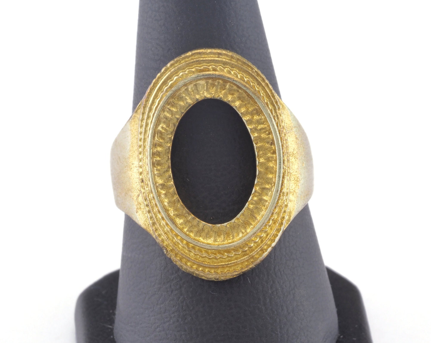Ring Adjustable Ring Bezel - Raw brass (18mm 8US inner size - Adjustable ) OZ2826