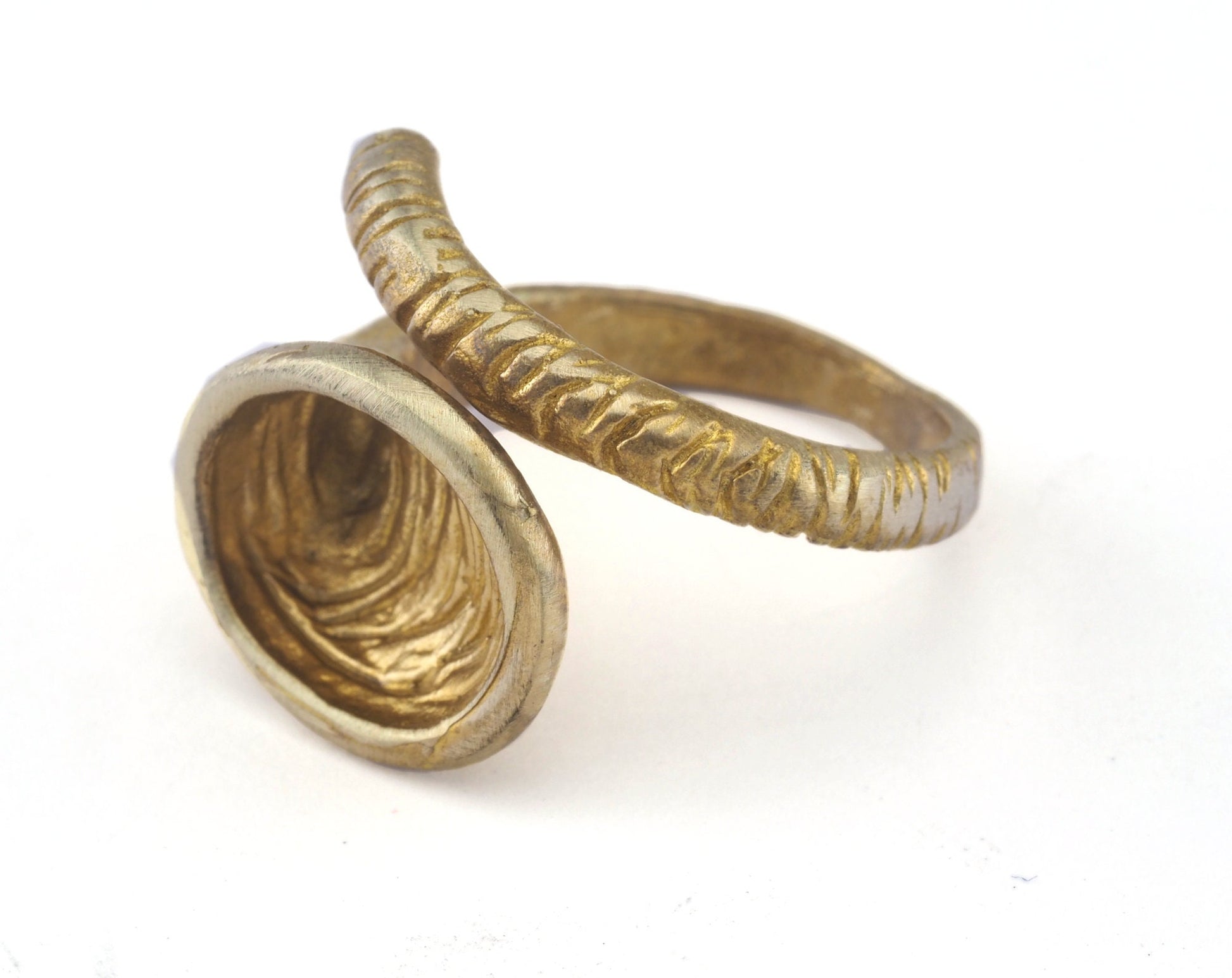 Ring Adjustable Flower Ring Raw brass (18mm 8US inner size - Adjustable ) OZ2831