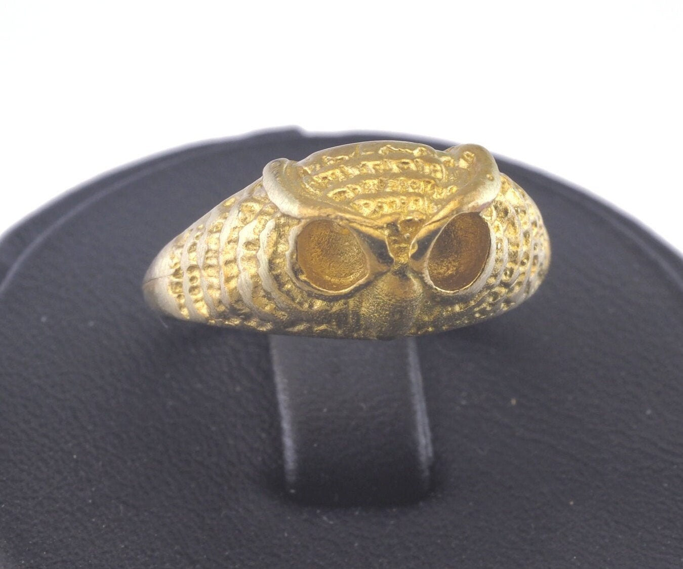 Ring Owl Adjustable Ring Bezel - Raw brass (17mm 7US inner size - Adjustable ) OZ2848
