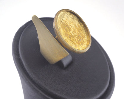 Ring Adjustable Ring 13x18 Bezel - Raw brass (18mm 7.5US inner size - Adjustable ) OZ2851